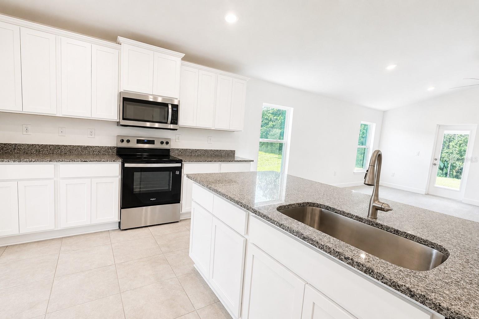 7606 Bent Tree Loop Property Photo 10