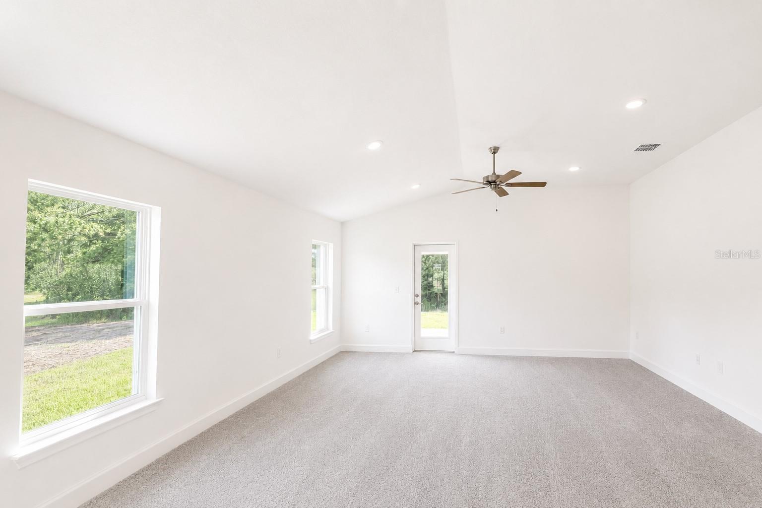 7606 Bent Tree Loop Property Photo 16