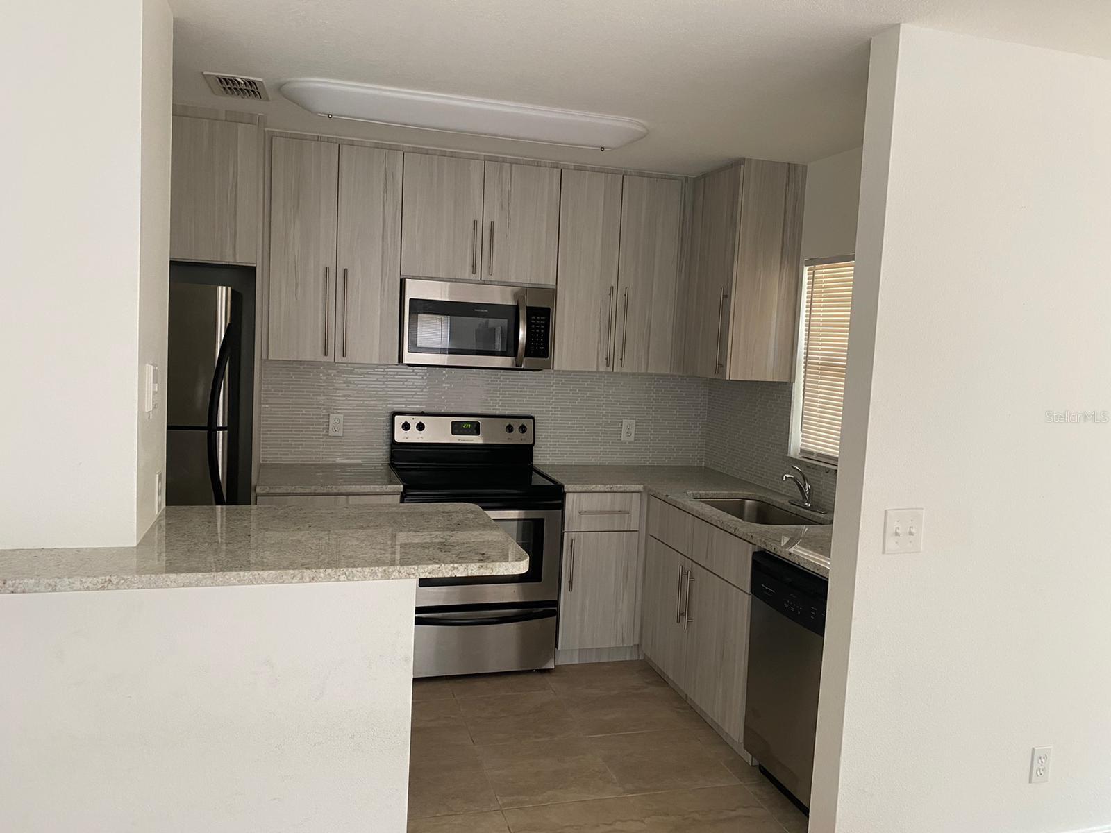 5452 E Michigan St #5452-1 Property Photo 3