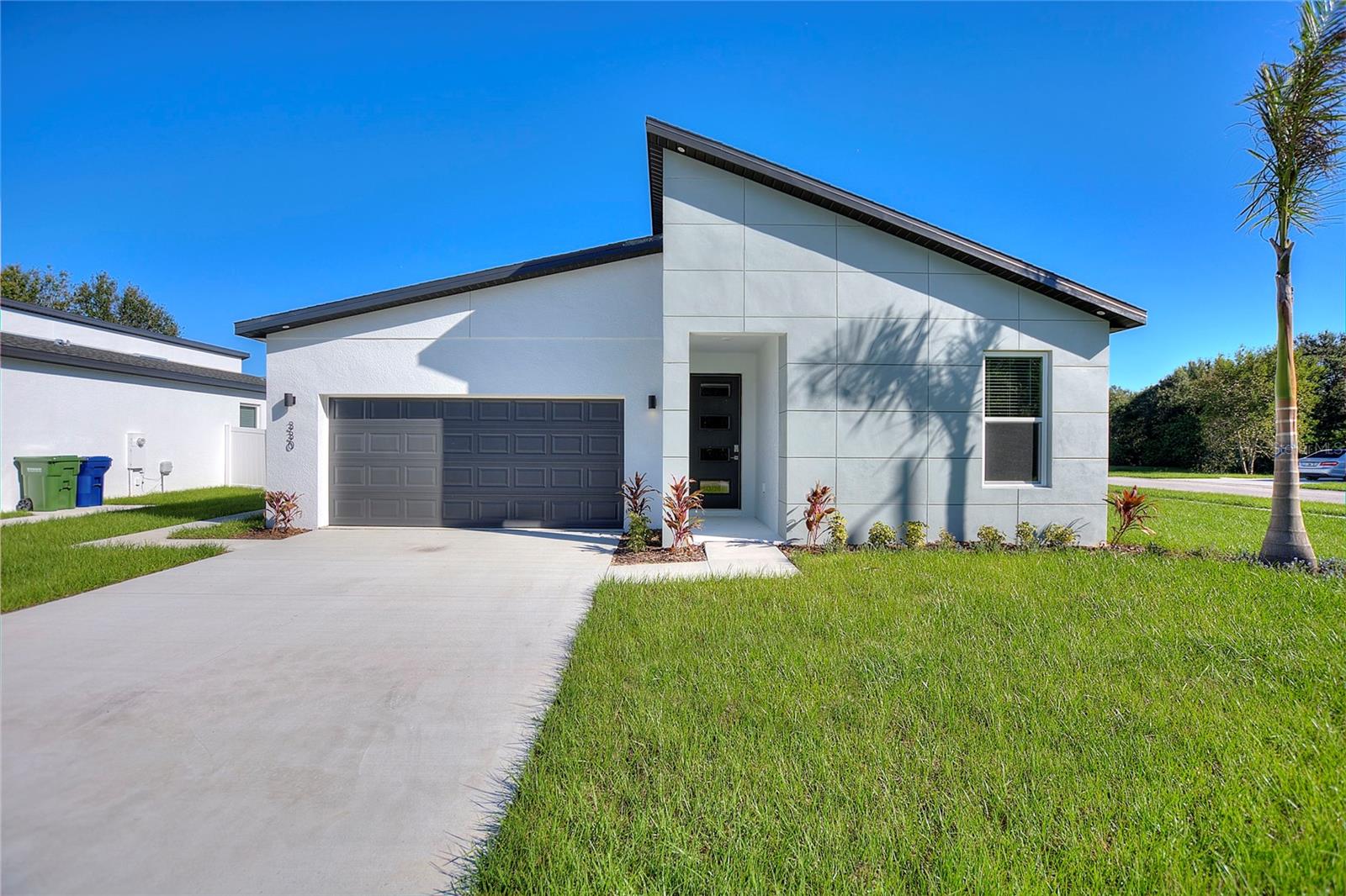 330 Royal Palm Way Property Photo 1