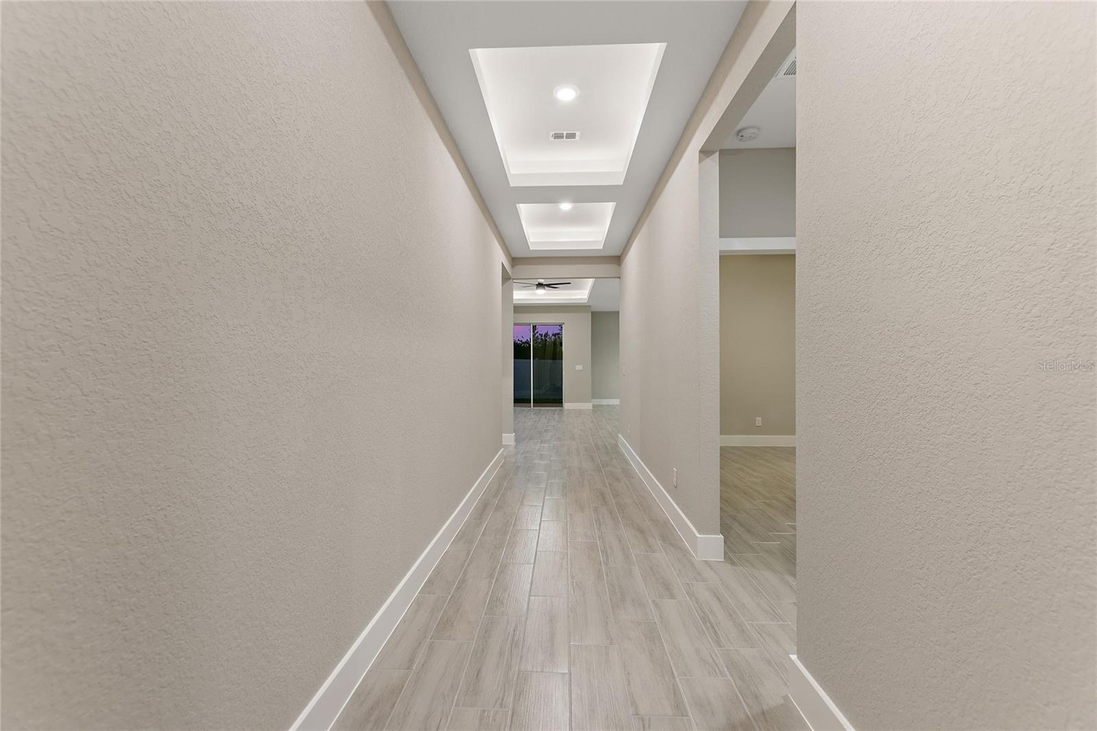 330 Royal Palm Way Property Photo 9