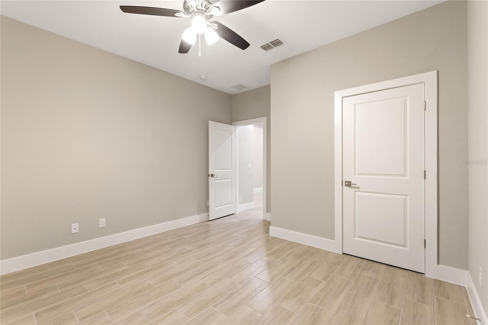 330 Royal Palm Way Property Photo 10