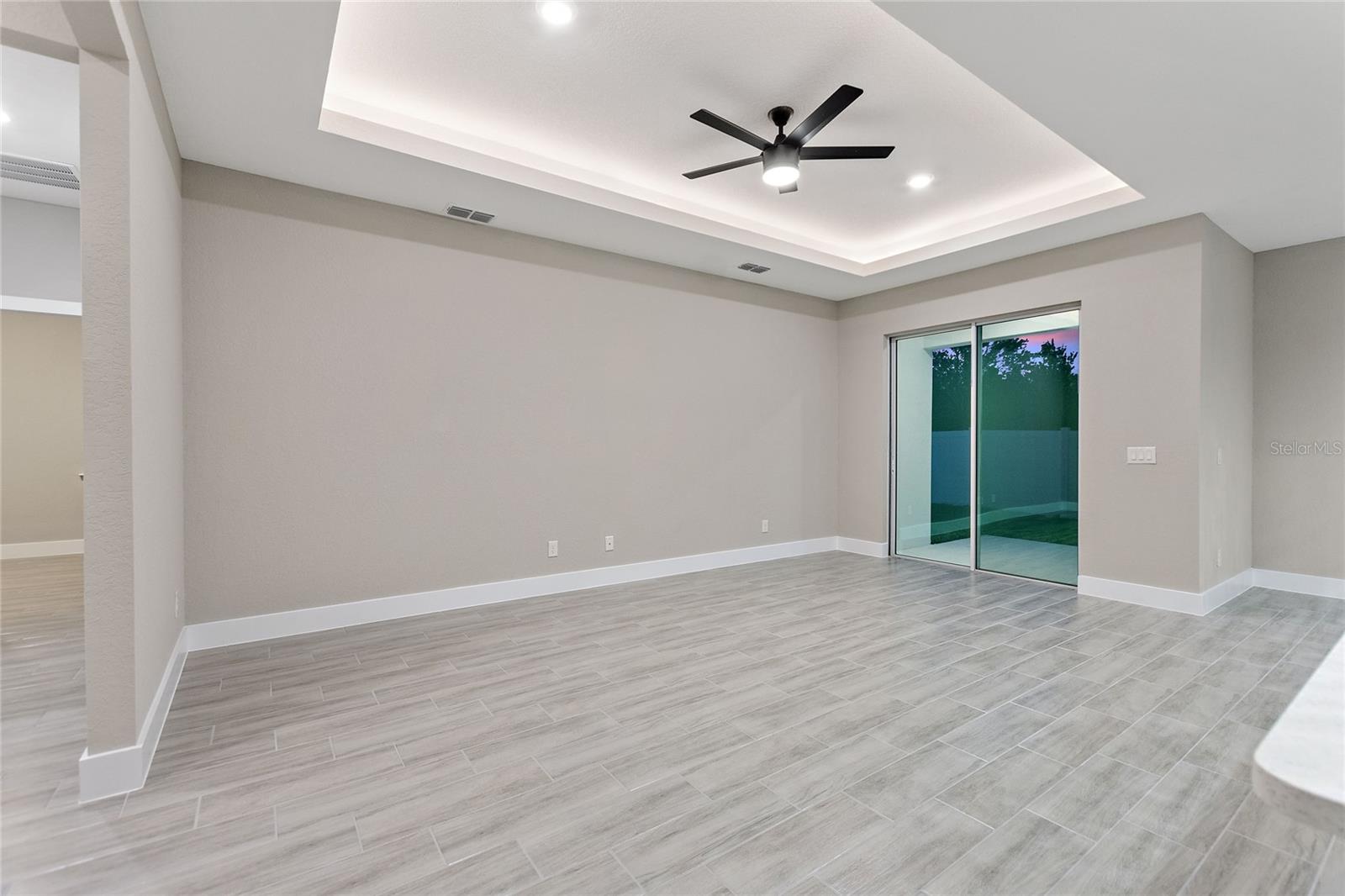 330 Royal Palm Way Property Photo 14