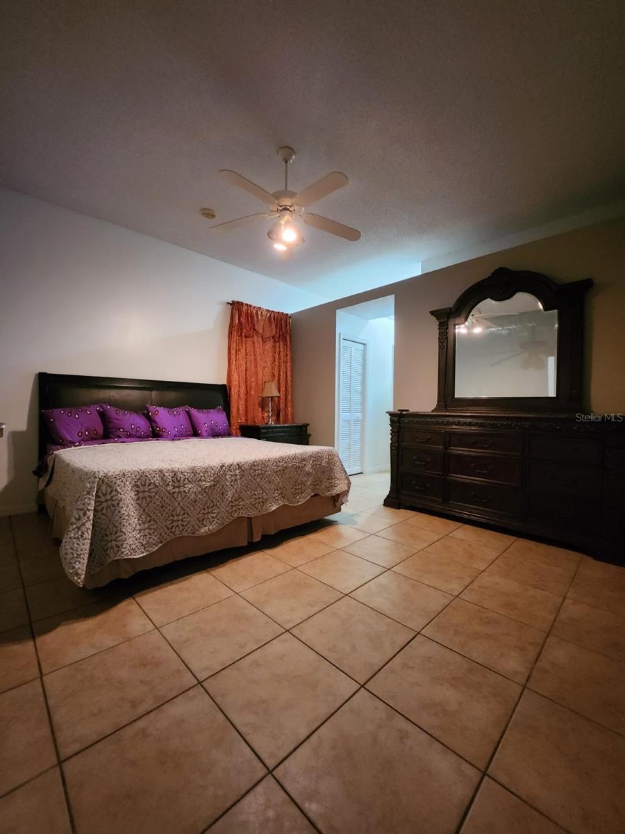 12210 Hatfield Ct Property Photo 8