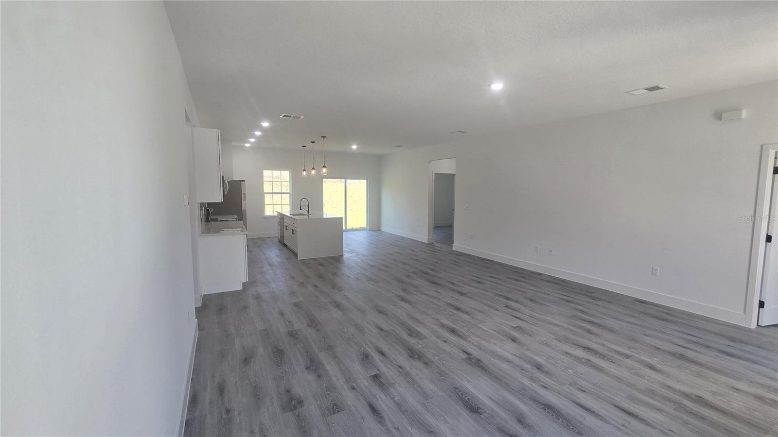 8308 N Vince Dr Property Photo 10