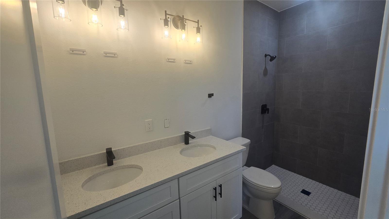 8308 N Vince Dr Property Photo 30