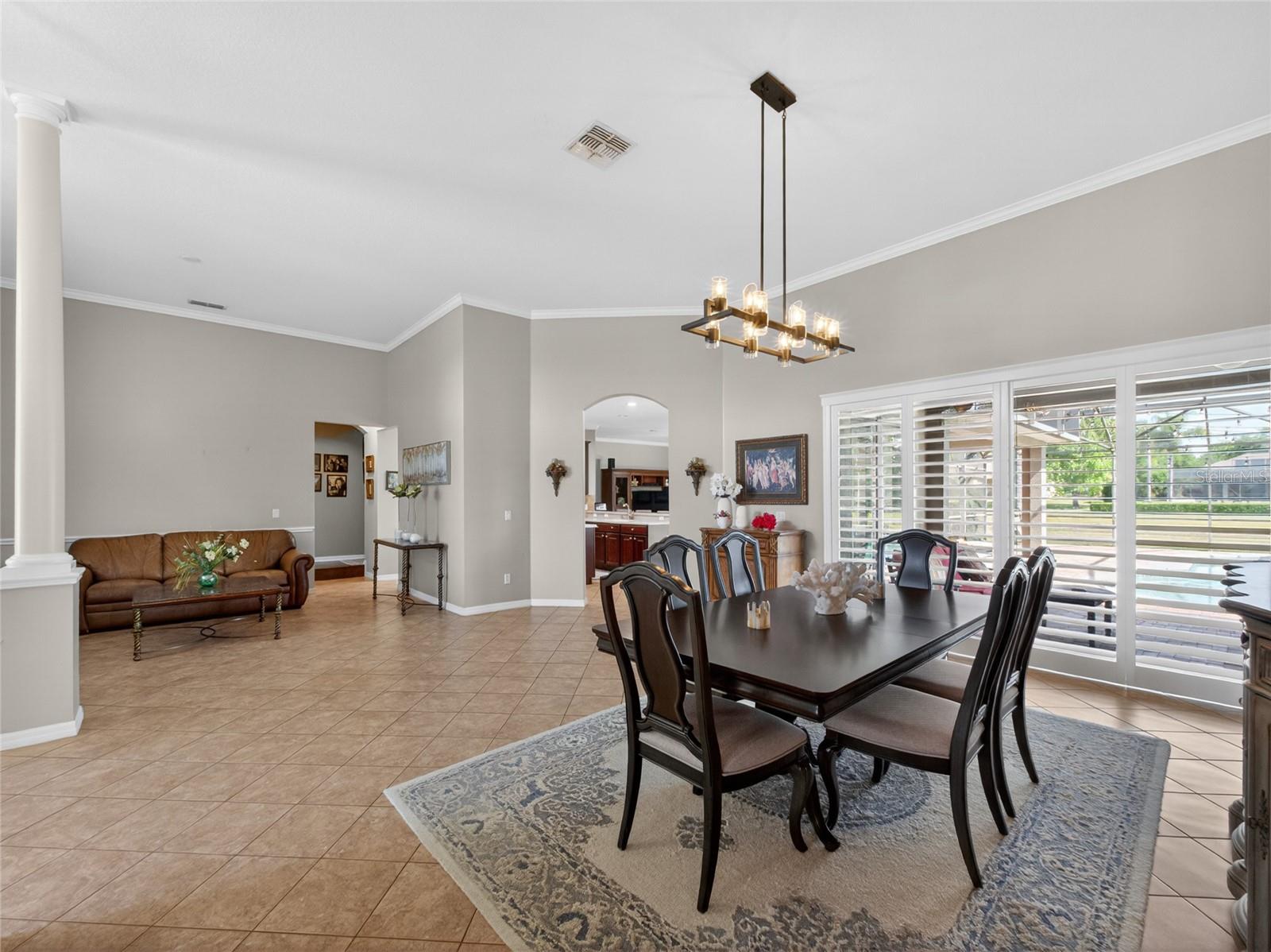 10354 Oakview Pointe Ter Property Photo 5