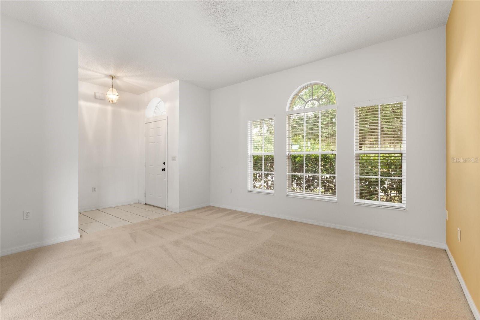 9406 Candice Ct Property Photo 7