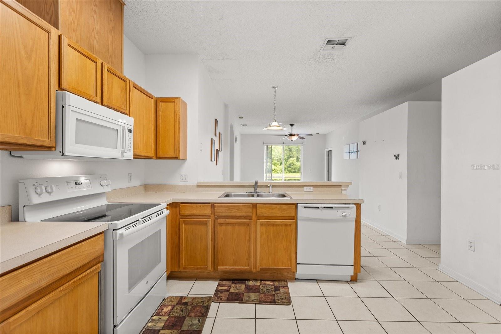 9406 Candice Ct Property Photo 17