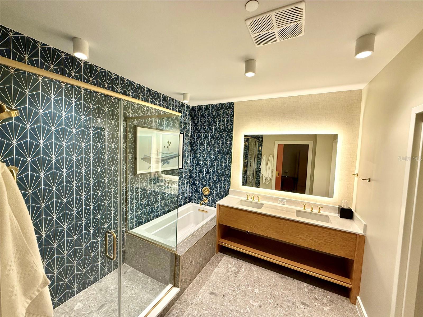 3151 Sunset Walk Dr #112 Property Photo 17