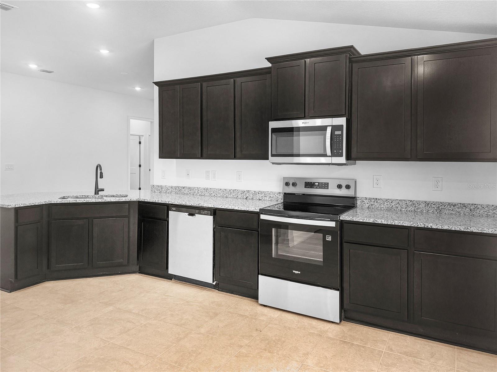 7612 Bent Tree Loop Property Photo 6