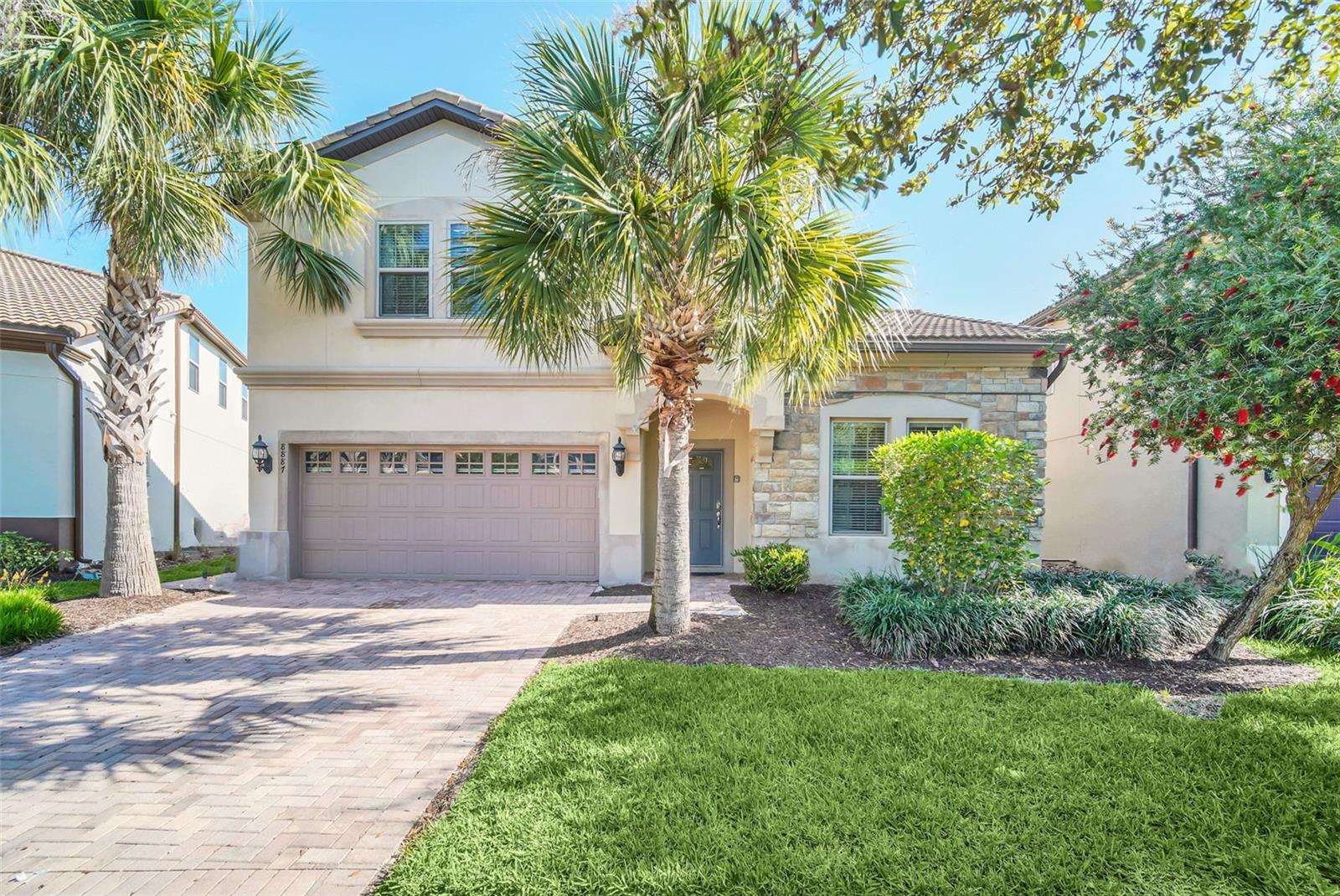 8887 Menton Loop Property Photo 1