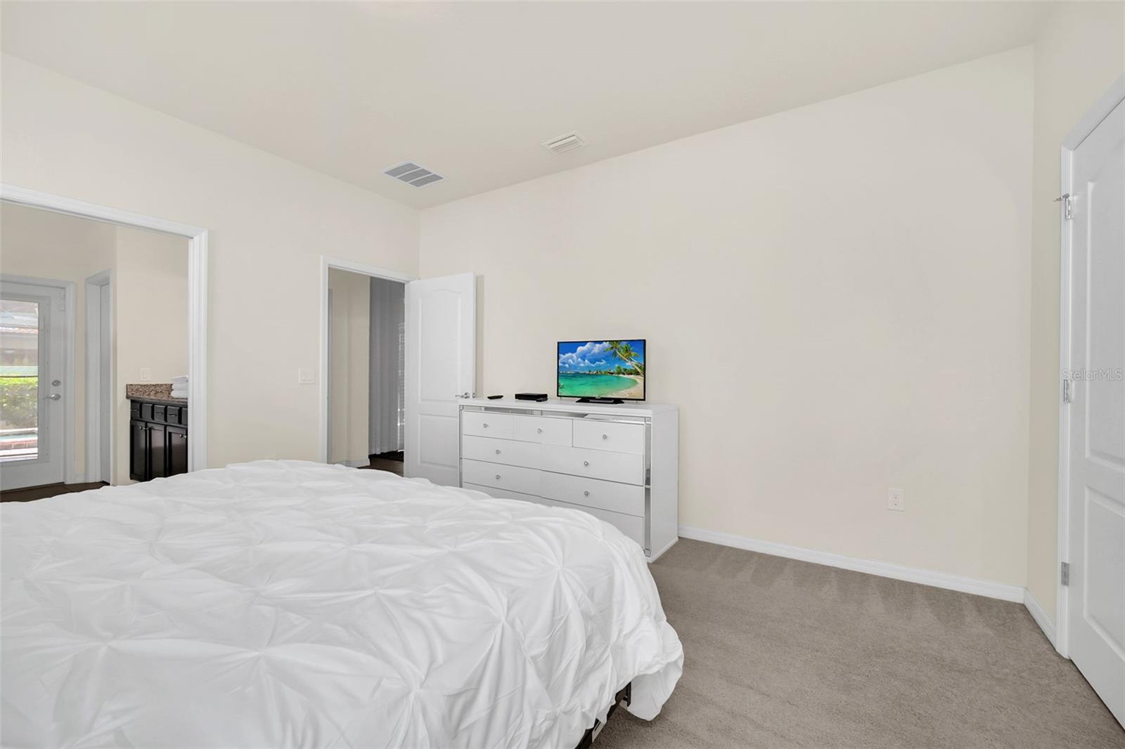 8887 Menton Loop Property Photo 9
