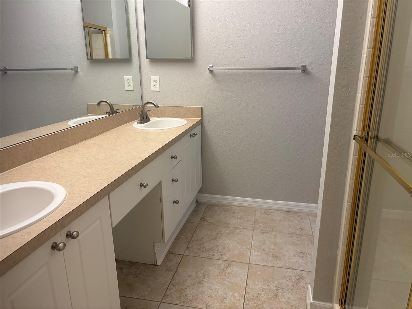3325 S Kirkman Rd #423 Property Photo 19