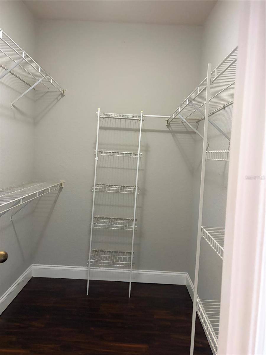 3325 S Kirkman Rd #423 Property Photo 20