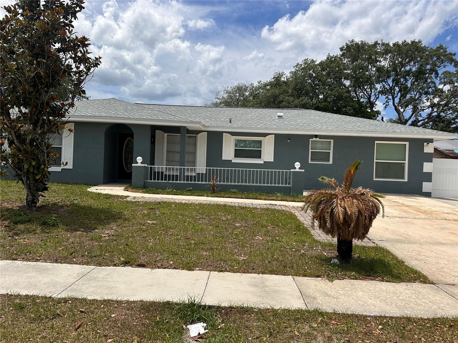 1716 Sprucewood Ln Property Photo 1