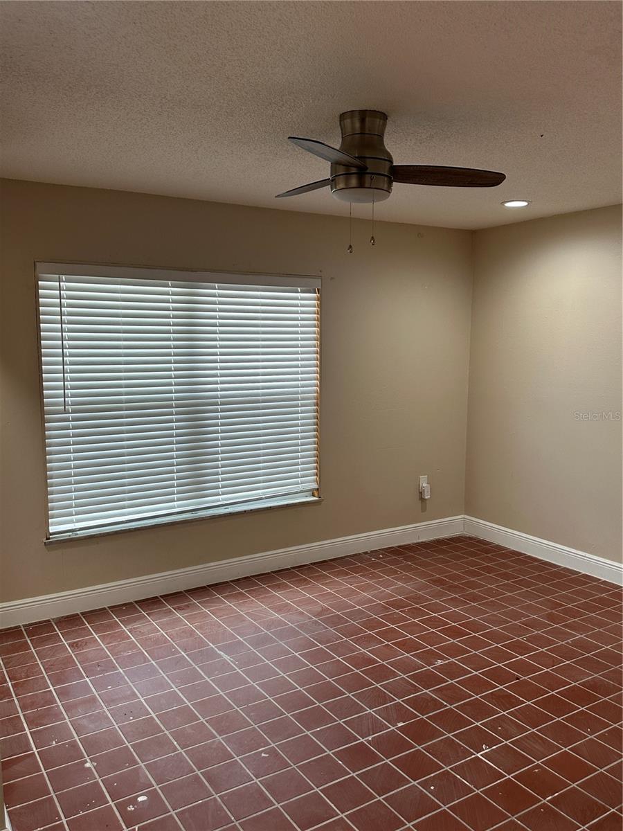 1716 Sprucewood Ln Property Photo 12