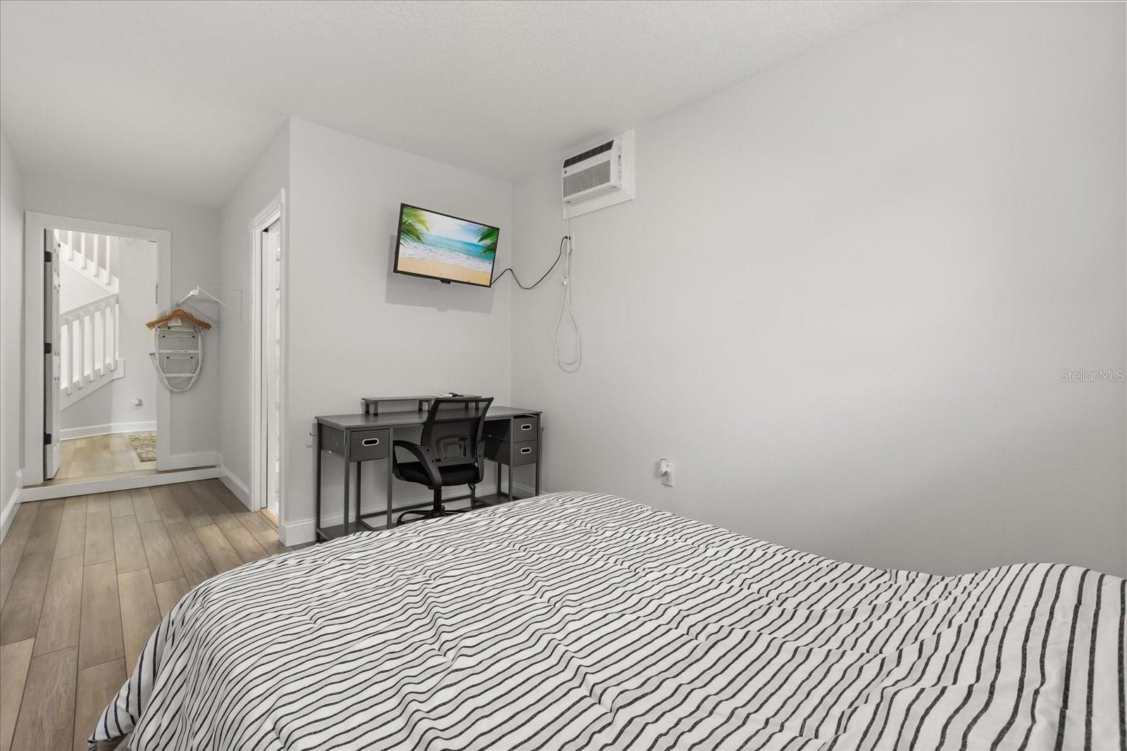 1792 Glenhaven Cir Property Photo 43
