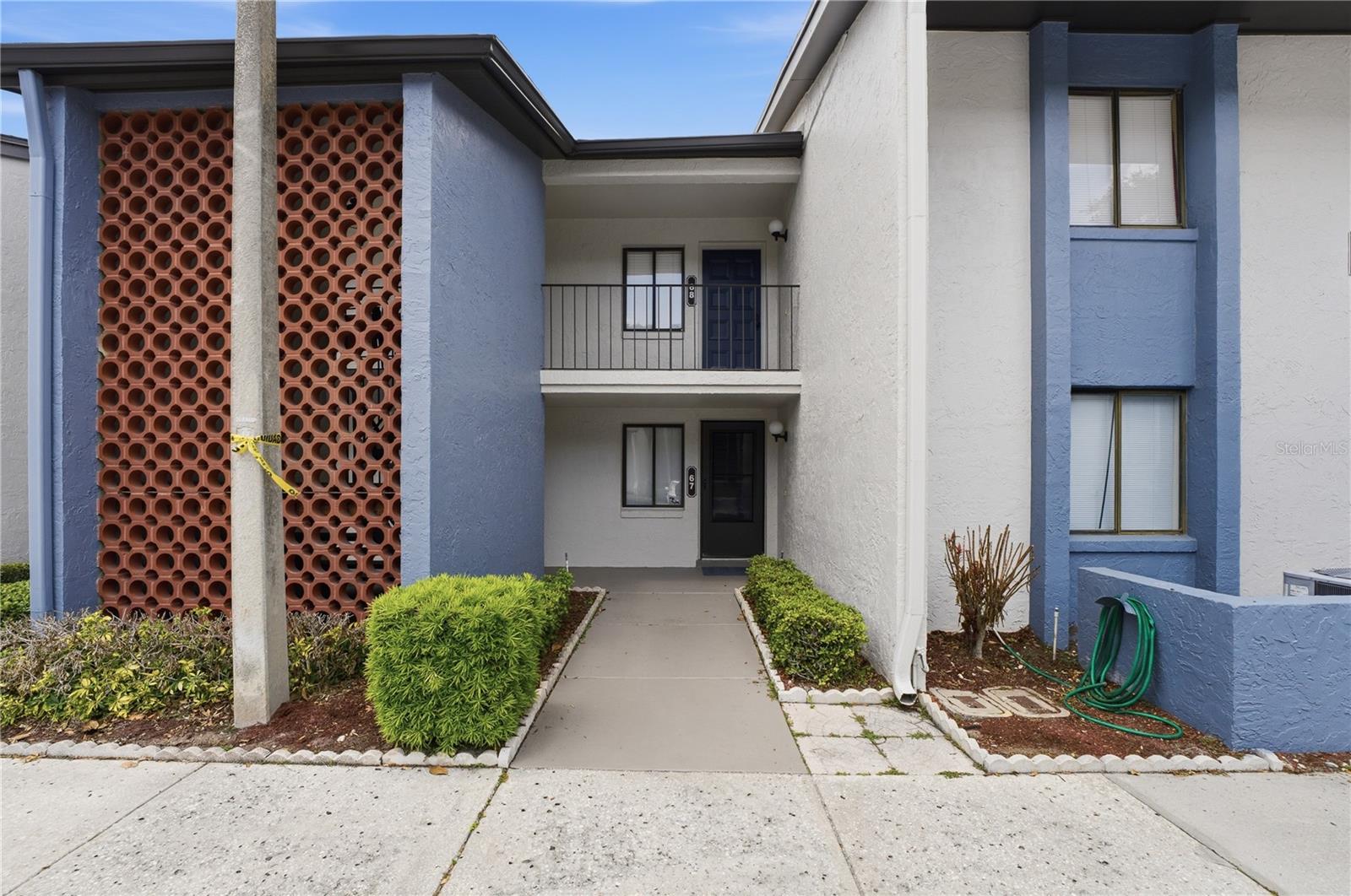 7 ESCONDIDO CIR #67
