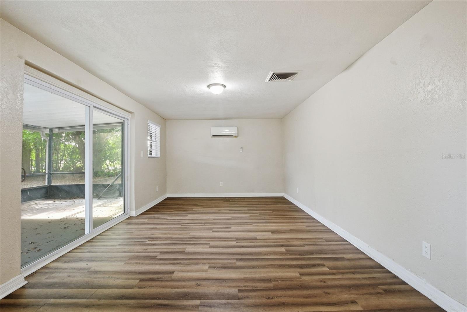 4132 Westgate Rd Property Photo 10