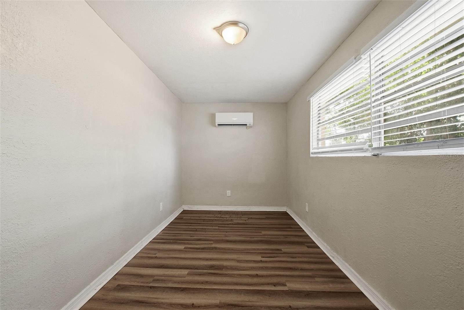 4132 Westgate Rd Property Photo 11