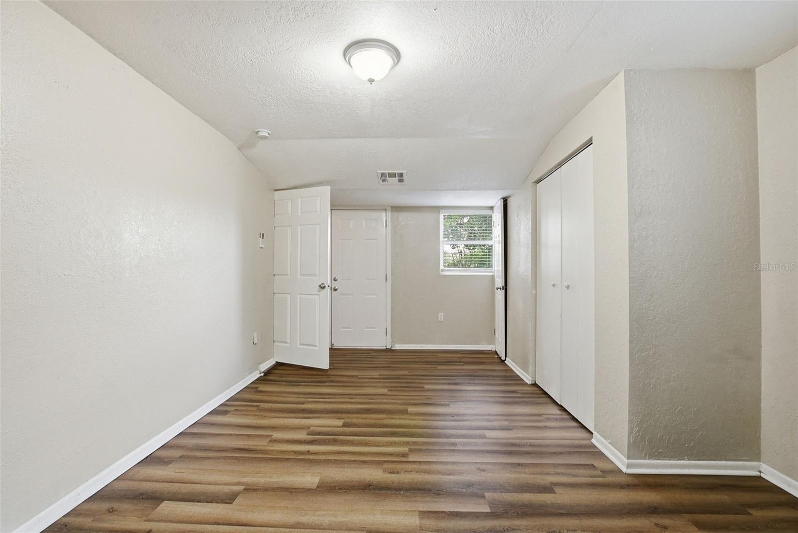 4132 Westgate Rd Property Photo 14