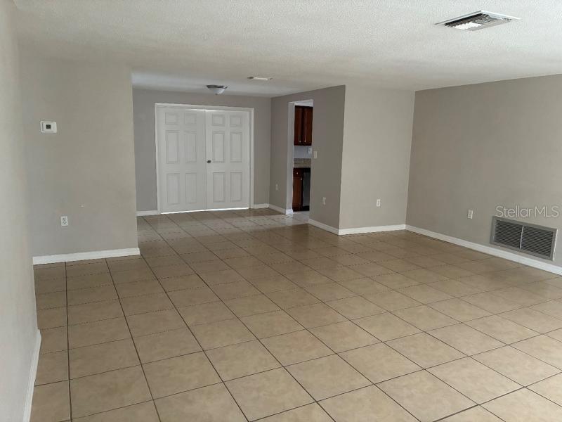 9425 Lido Ln Property Photo 2