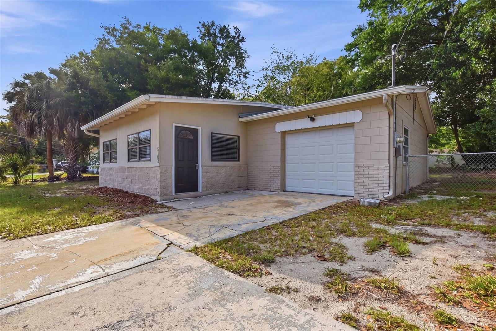 5103 Liming Ave Property Photo 2