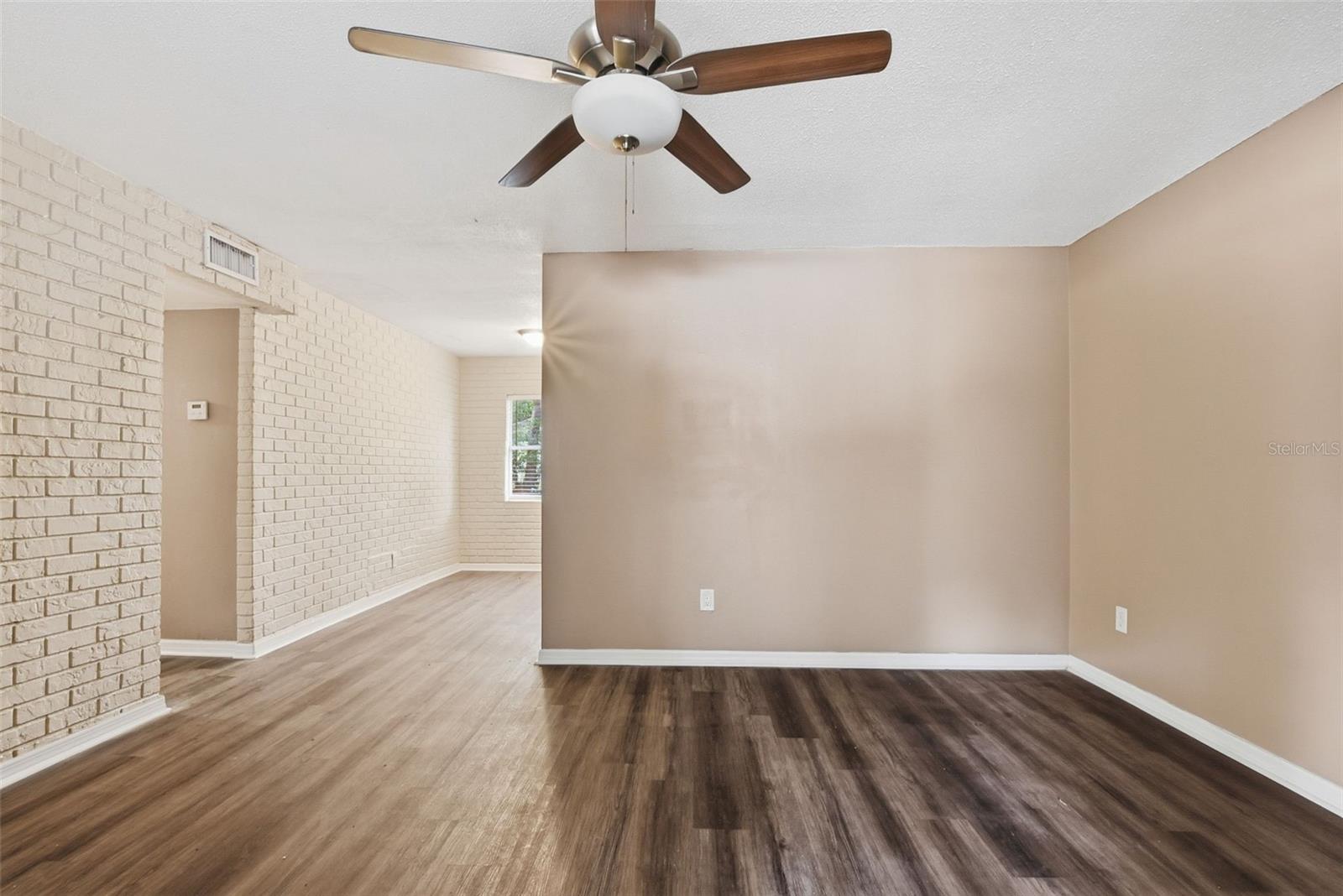 5103 Liming Ave Property Photo 7