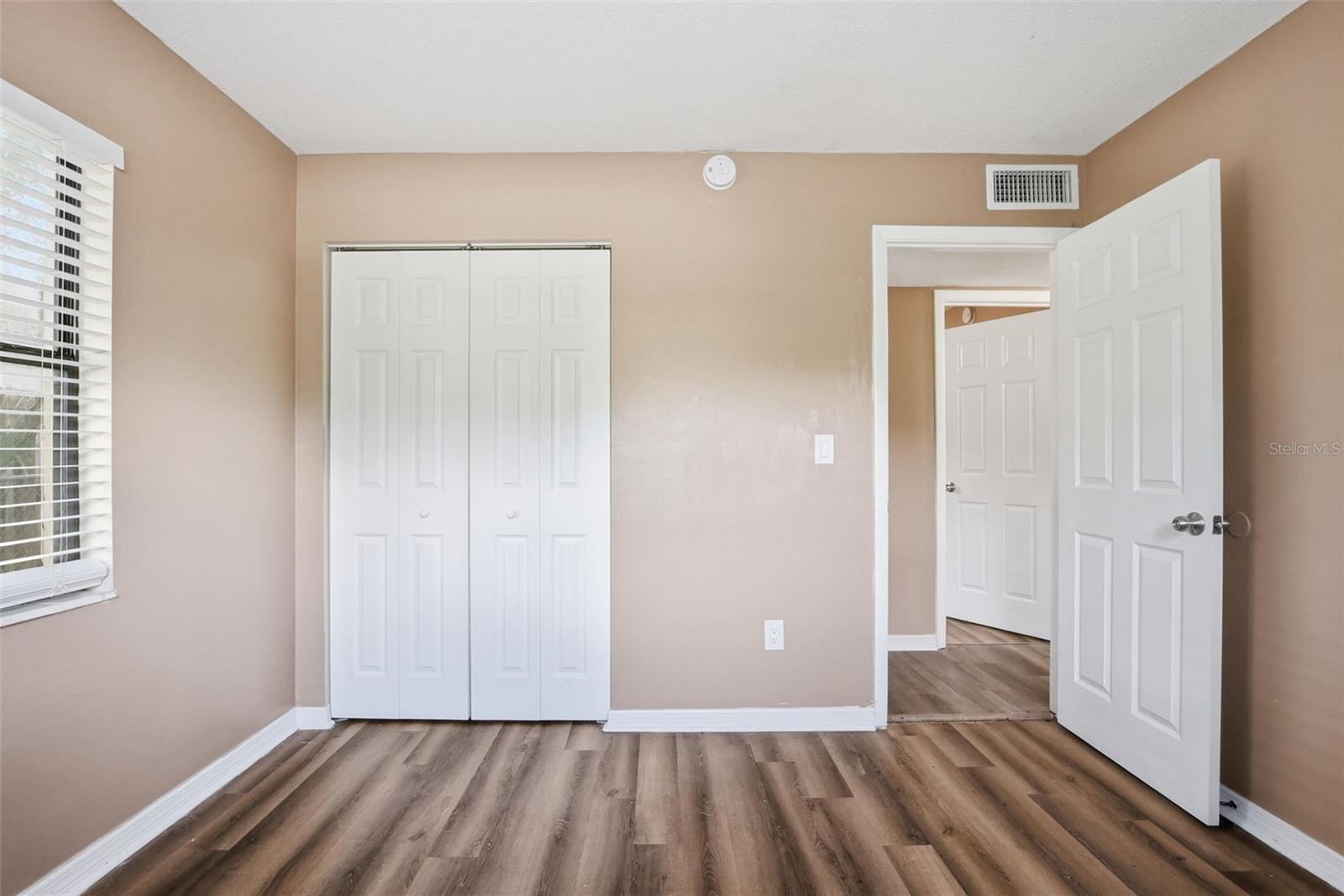 5103 Liming Ave Property Photo 15