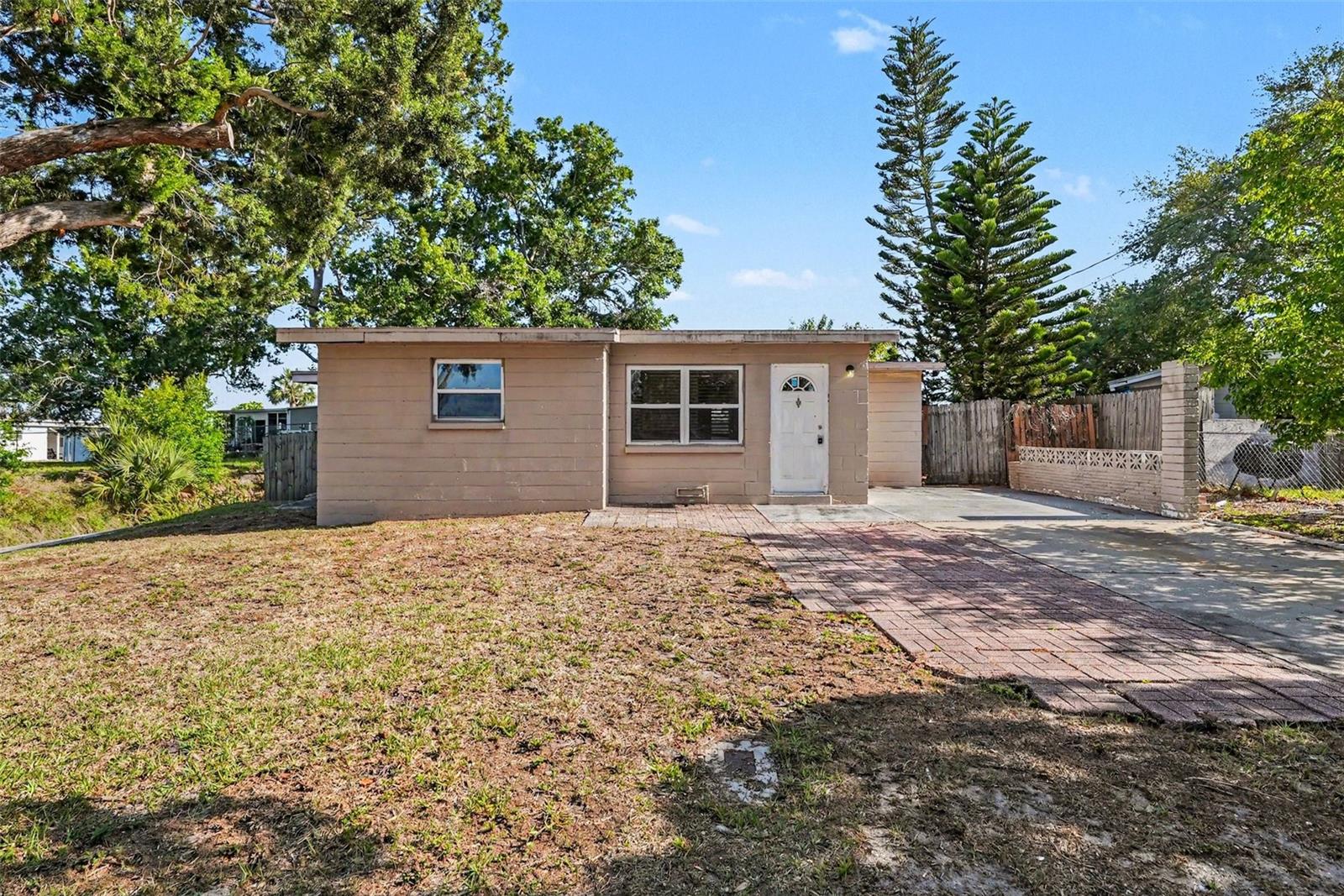 10118 114th Ter Property Photo 1