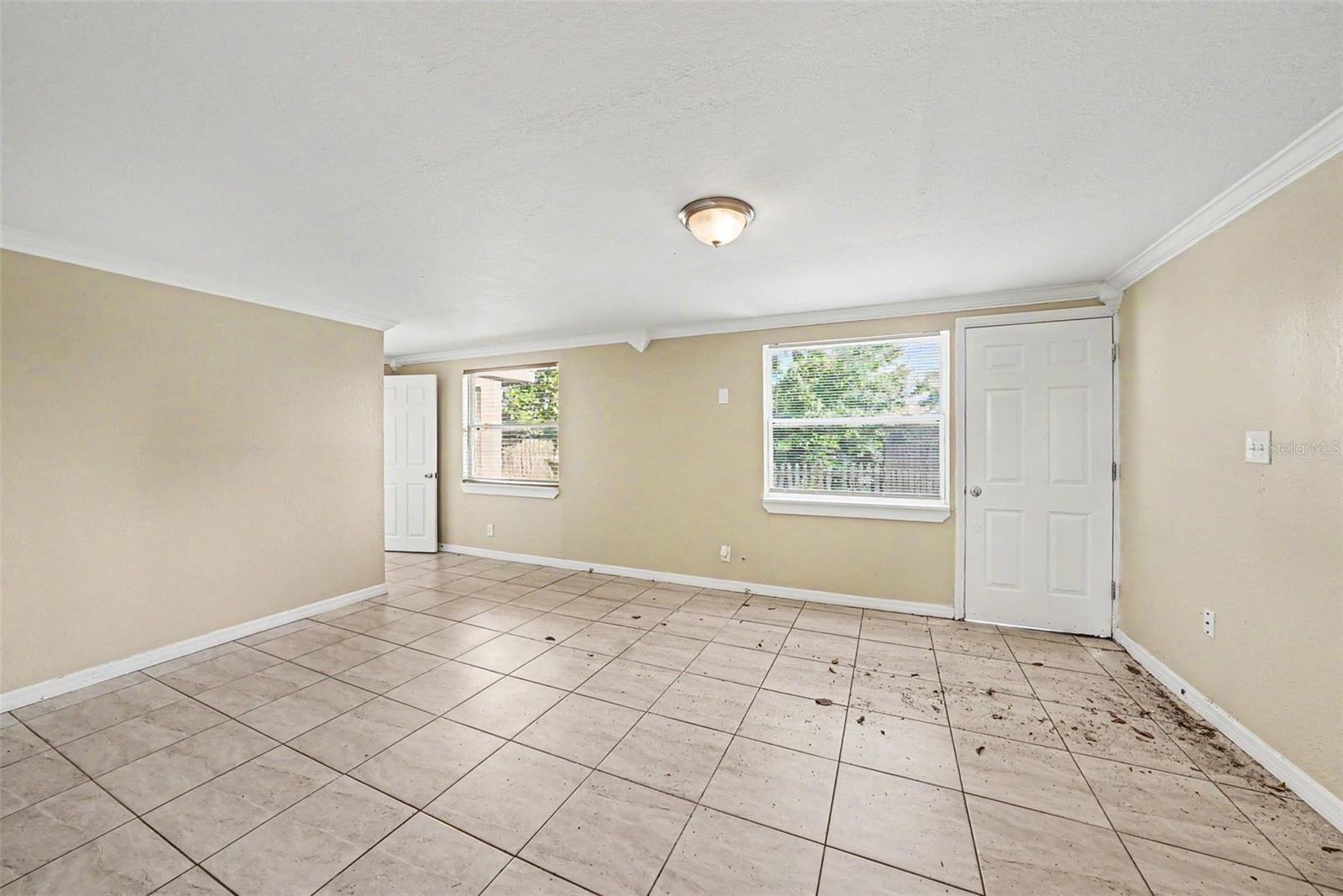 10118 114th Ter Property Photo 3