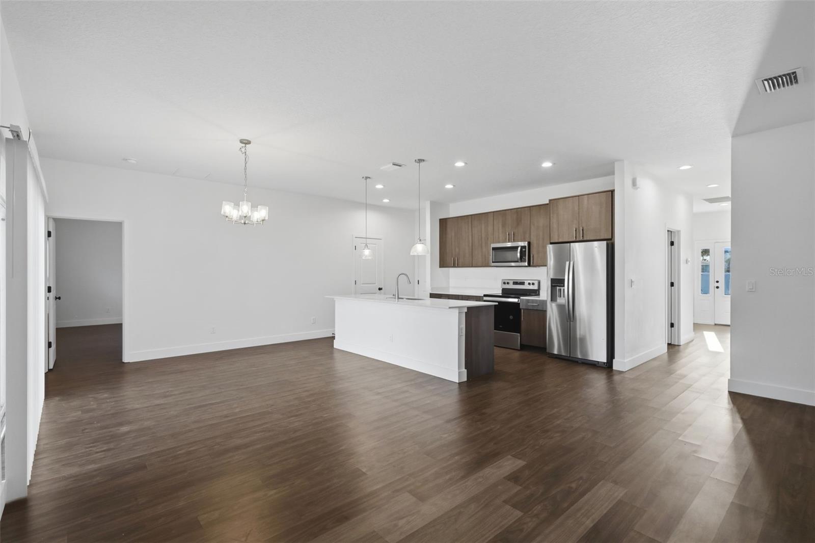 3227 Halsey Ave Se Property Photo 18