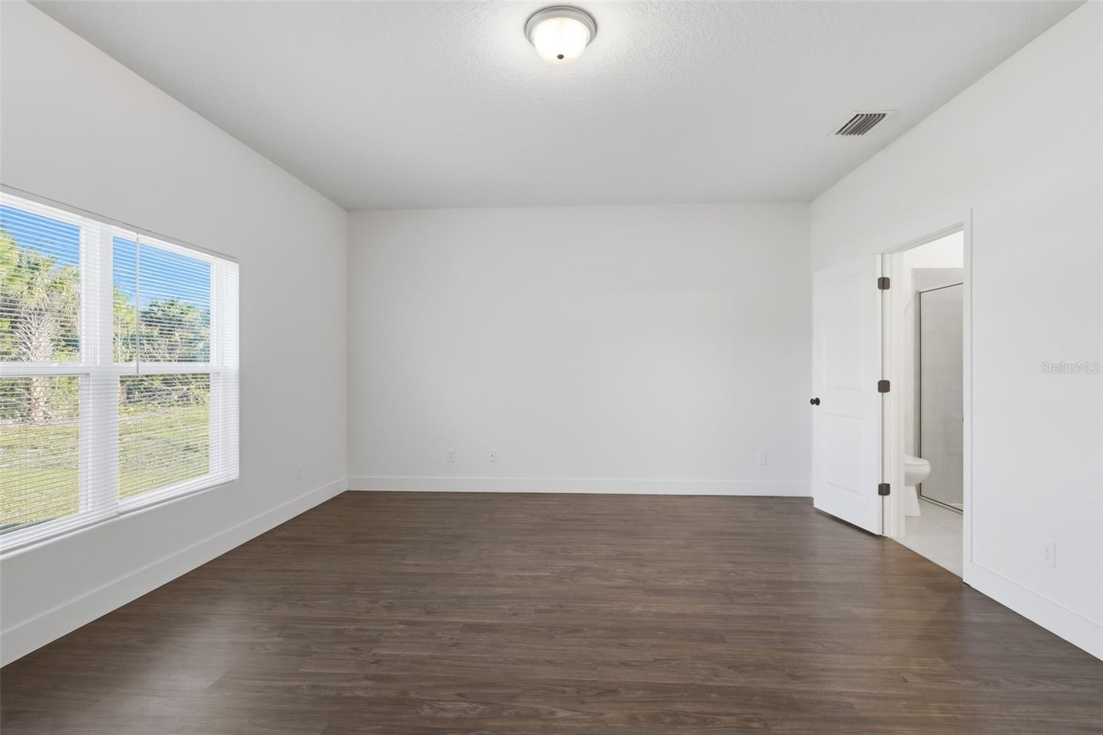 3227 Halsey Ave Se Property Photo 32