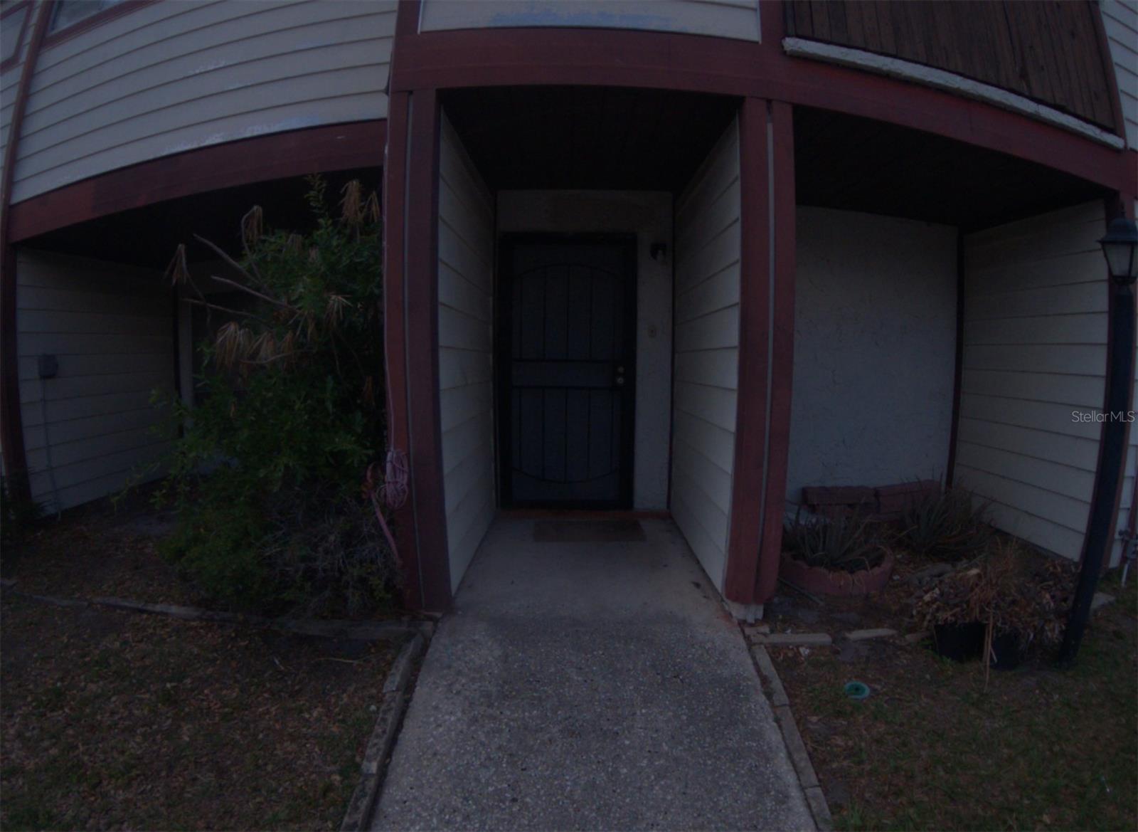 O6404894 Property Photo 1