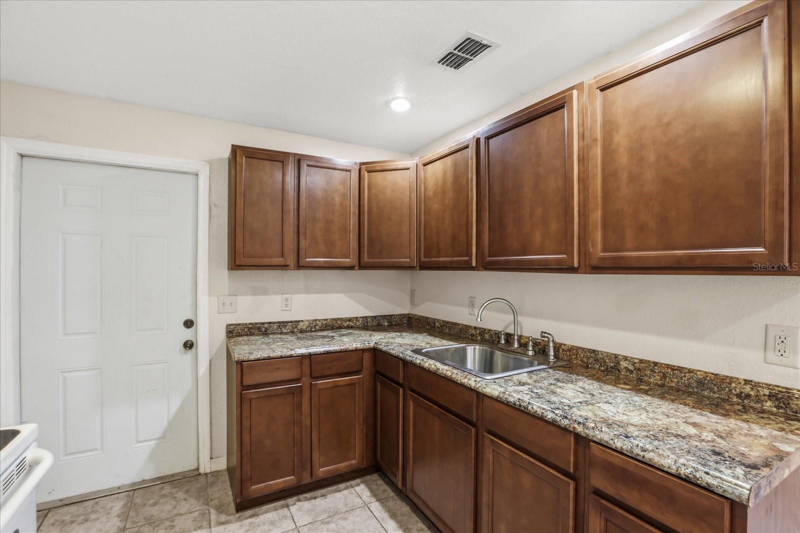 159 Holland Rd Property Photo 32
