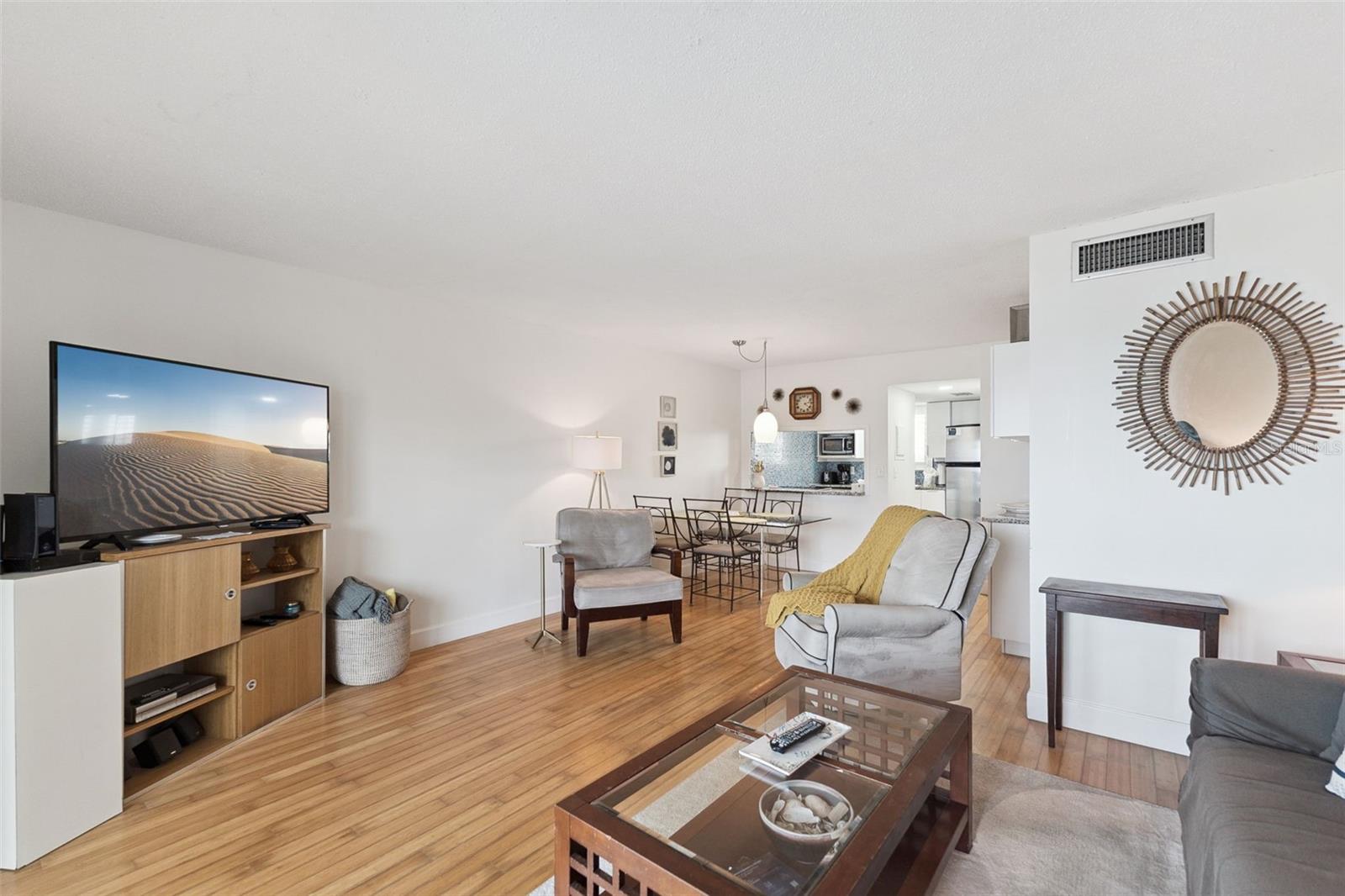 935 Ocean Shore Blvd #3020 Property Photo 9