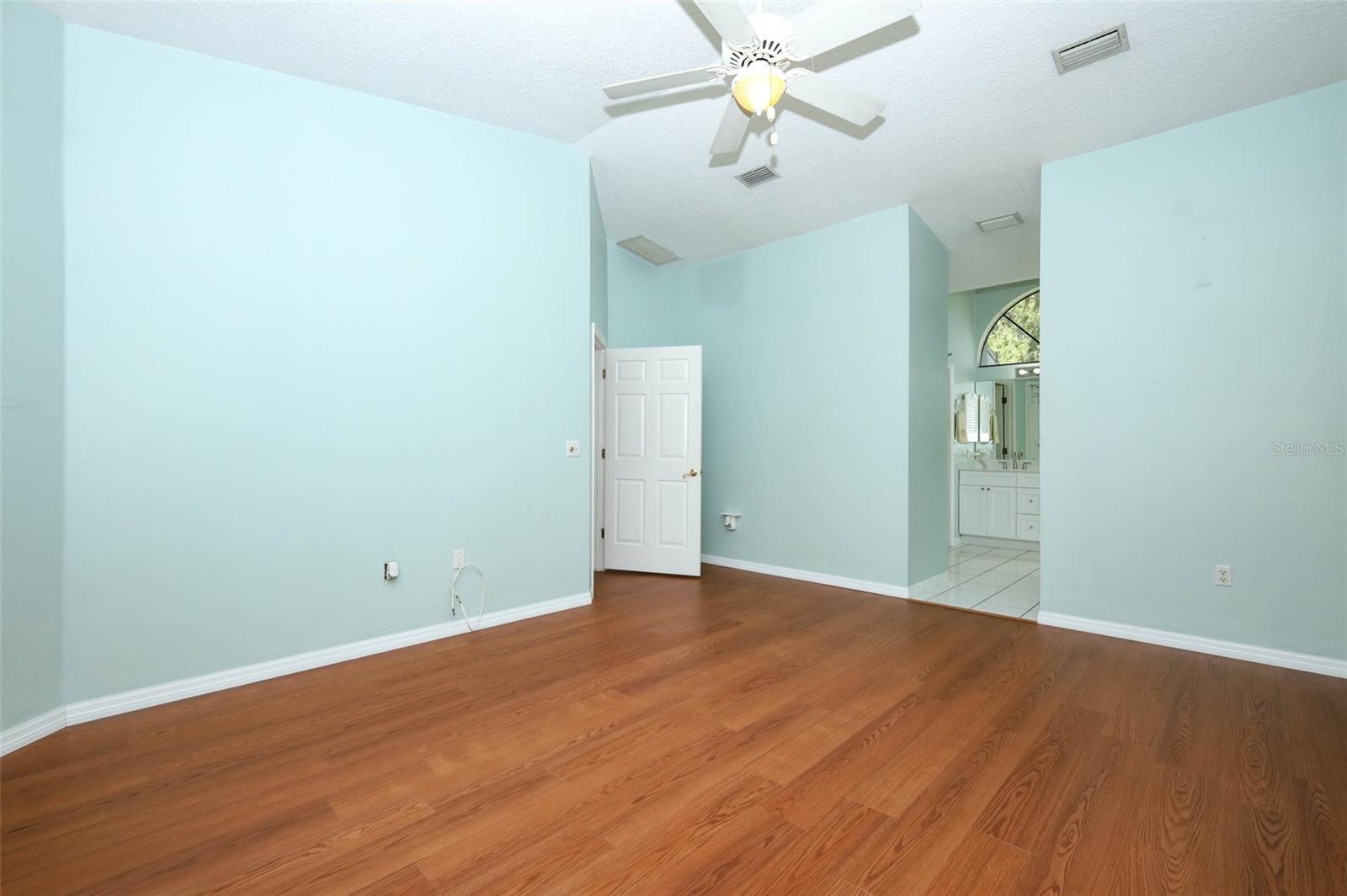 610 Yorktown Dr Property Photo 8