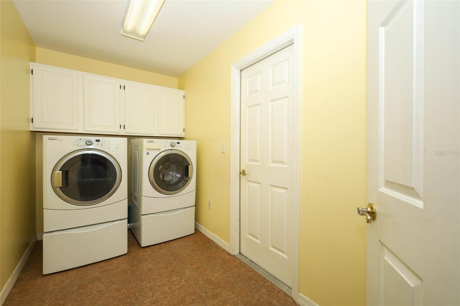610 Yorktown Dr Property Photo 25
