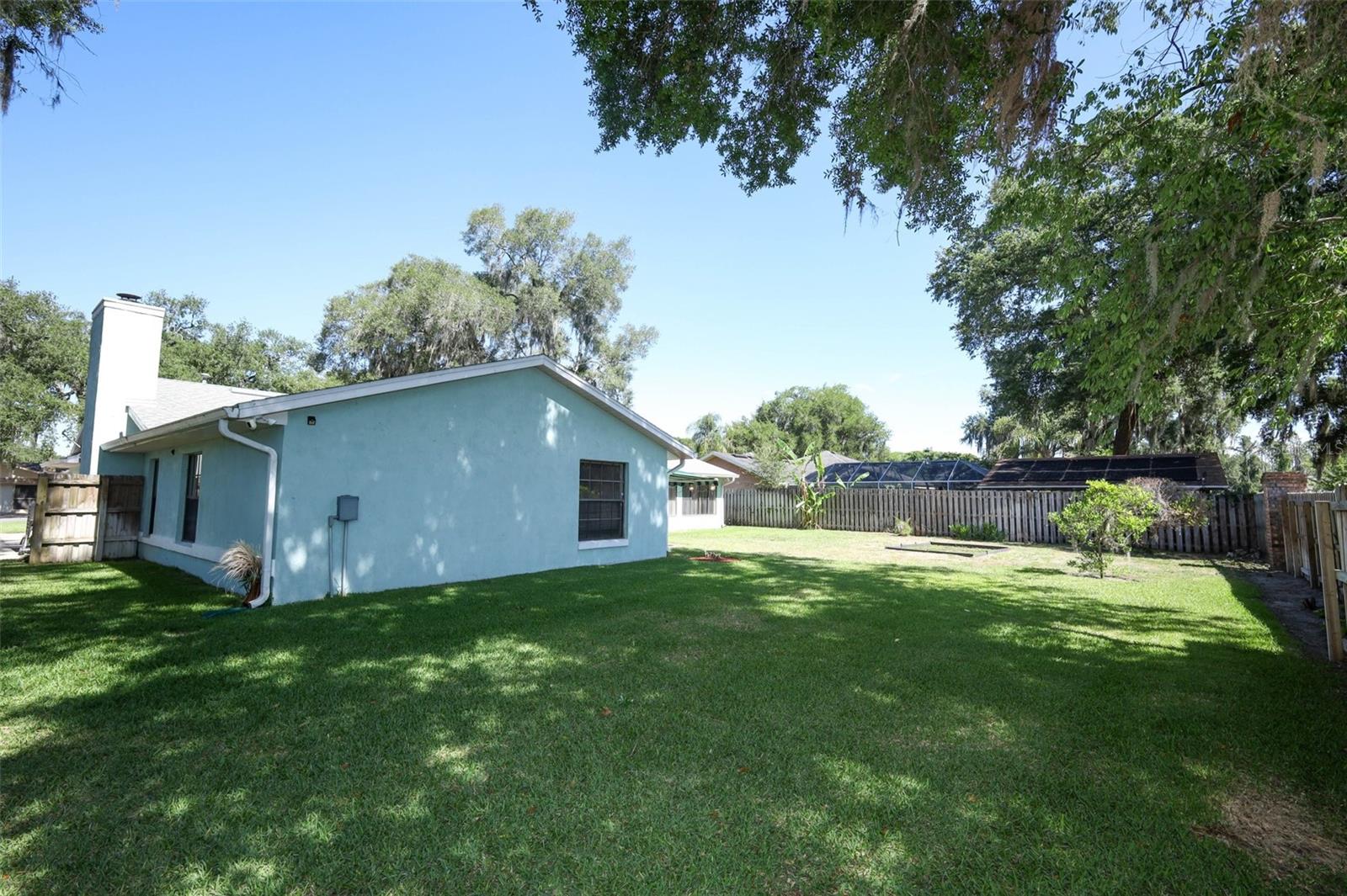 610 Yorktown Dr Property Photo 30