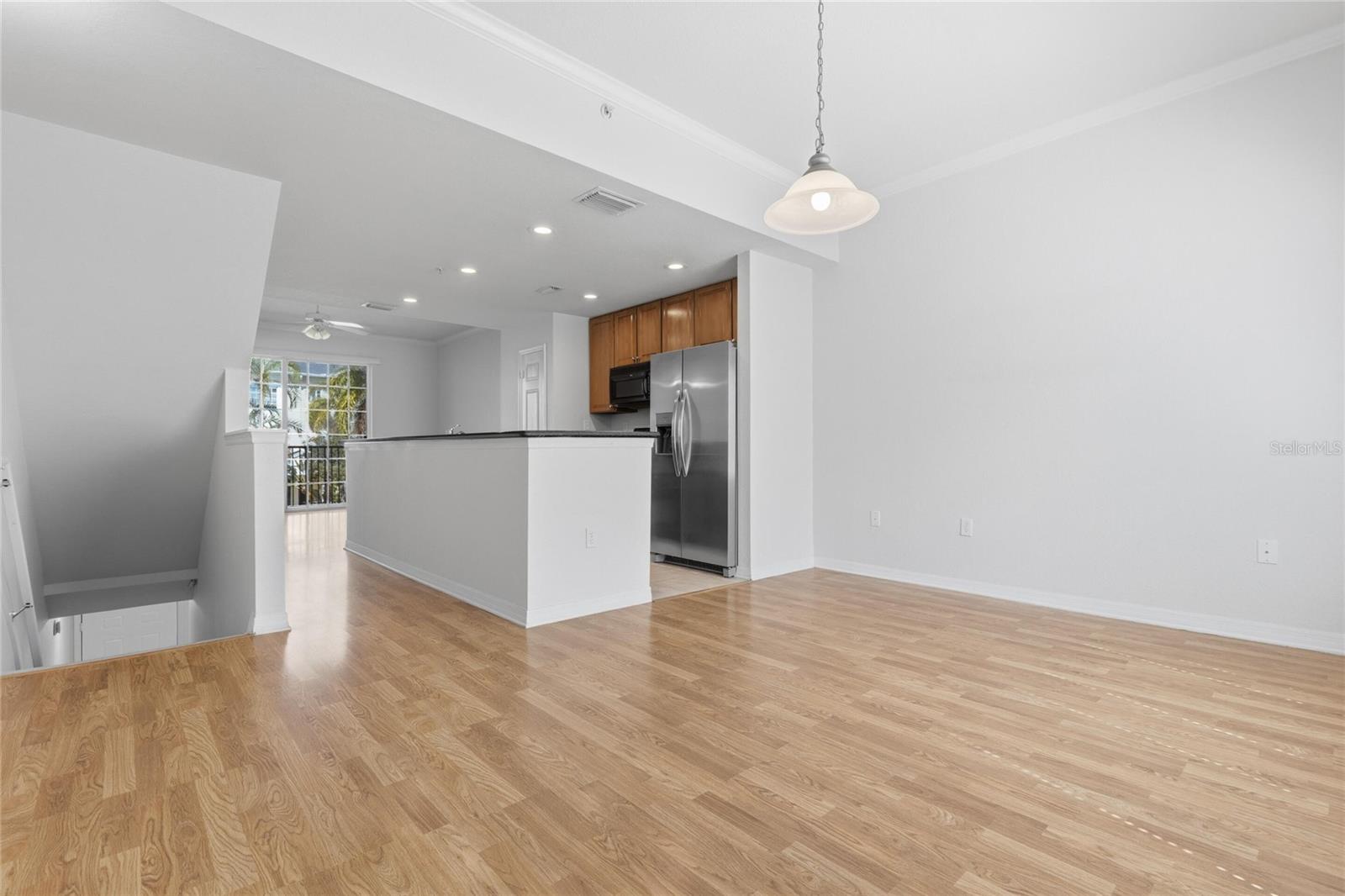 9875 Meadow Field Cir Property Photo 5