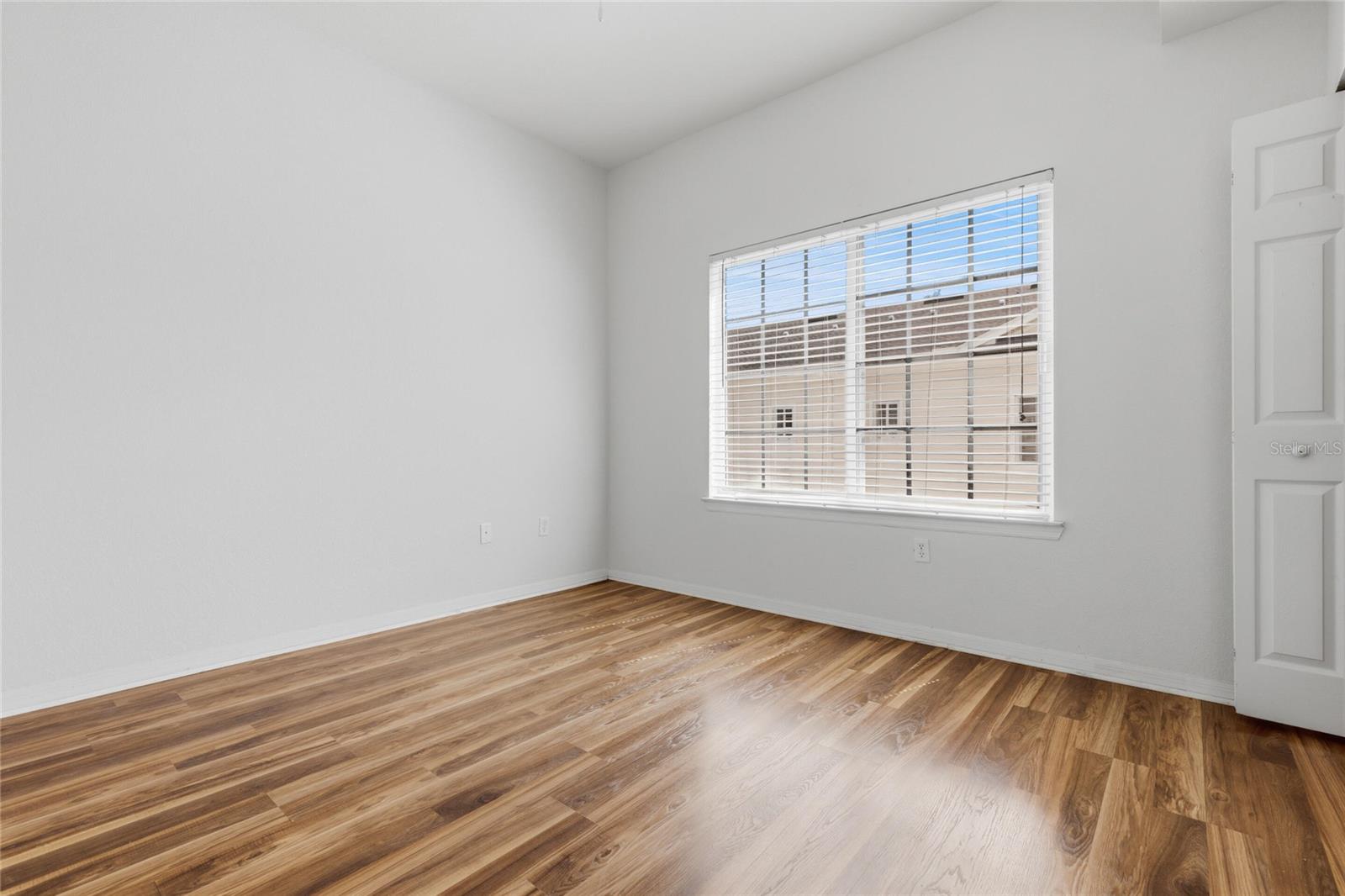 9875 Meadow Field Cir Property Photo 12