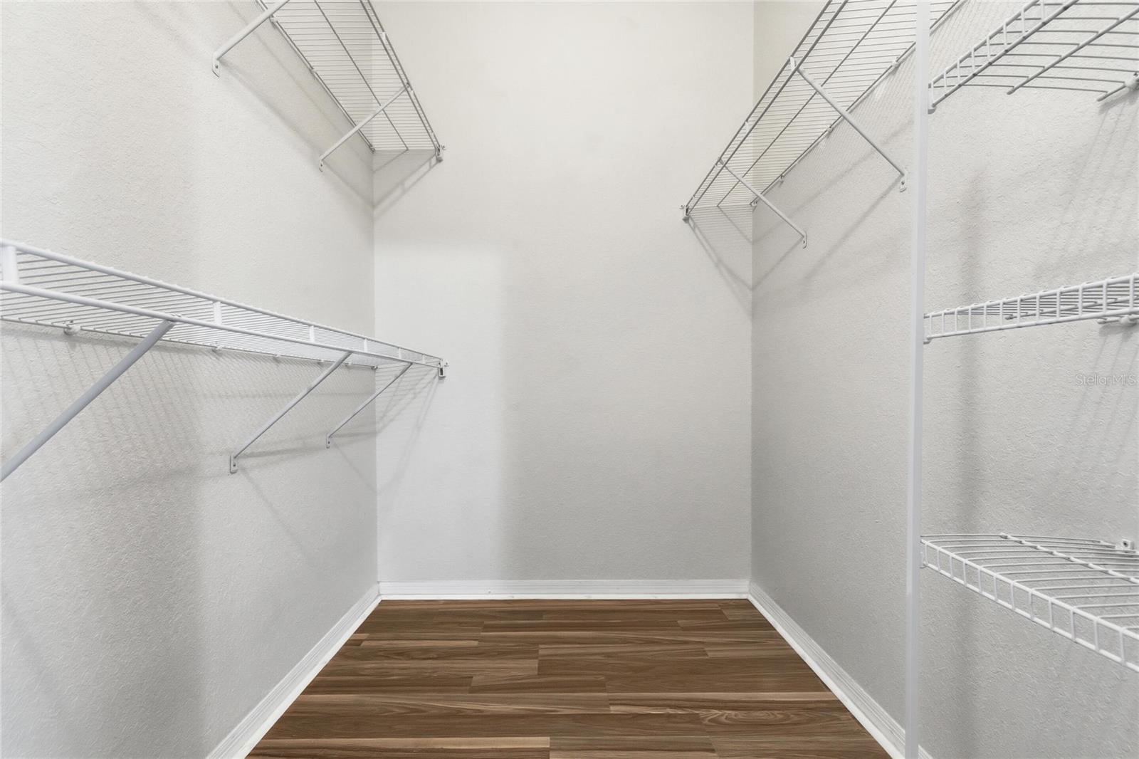 9875 Meadow Field Cir Property Photo 18