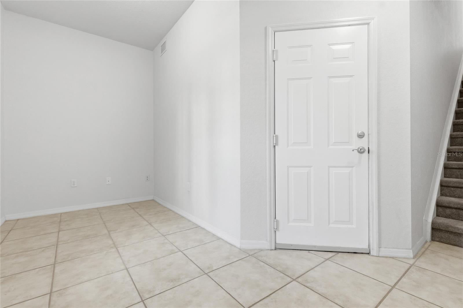 9875 Meadow Field Cir Property Photo 21