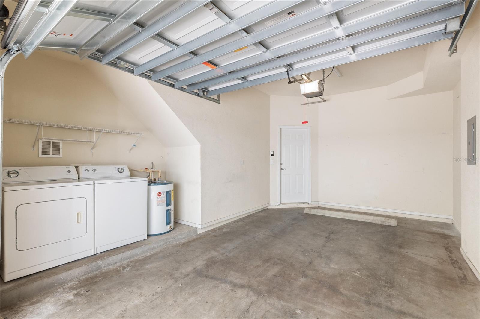 9875 Meadow Field Cir Property Photo 23