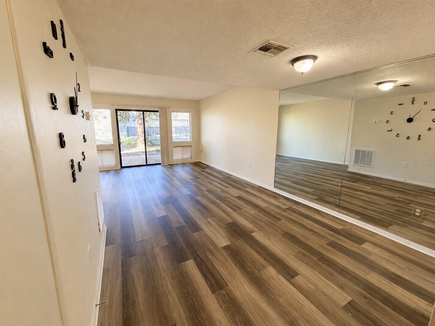 5967 Windhover Dr #7d Property Photo 3