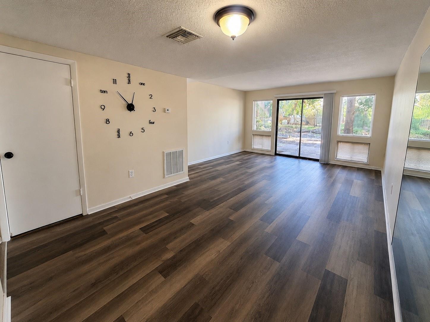 5967 Windhover Dr #7d Property Photo 4