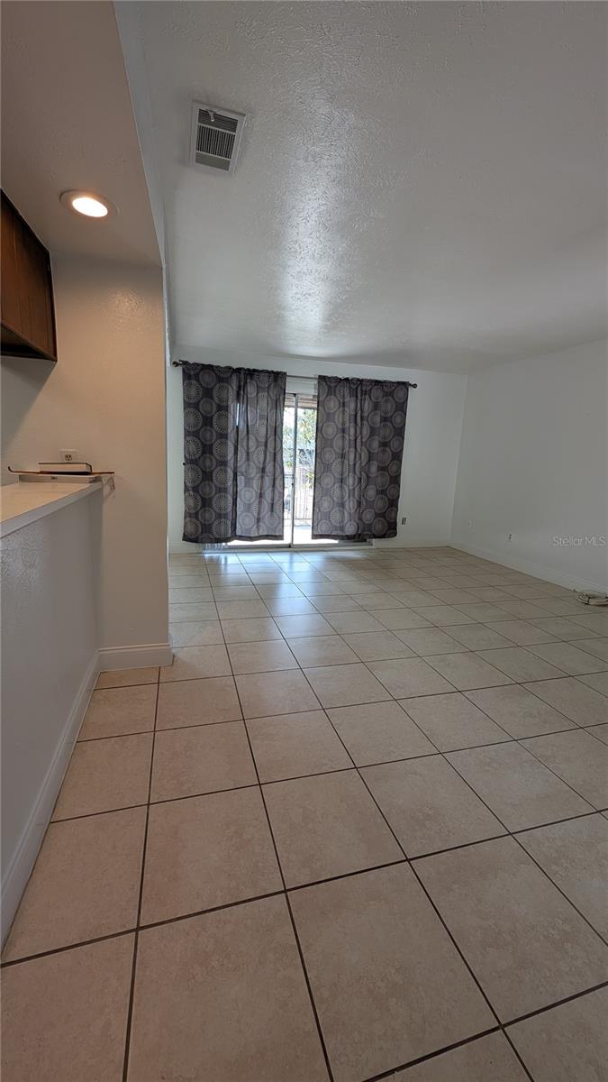 4028 Billingsgate Rd Property Photo 5