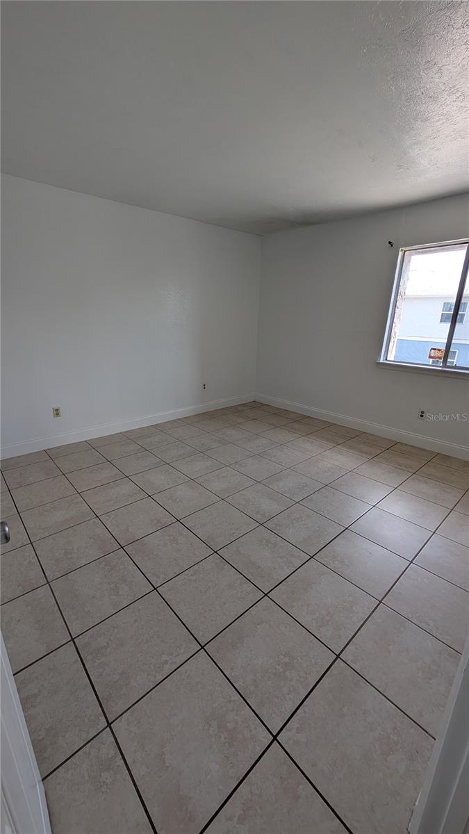 4028 Billingsgate Rd Property Photo 7