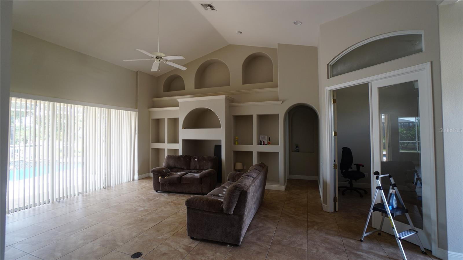 17067 Cape Horn Blvd Property Photo 7